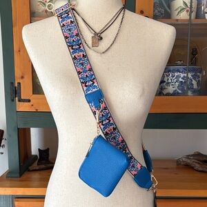 Save The Girls Touch Screen Brocade Clip & Go Purse